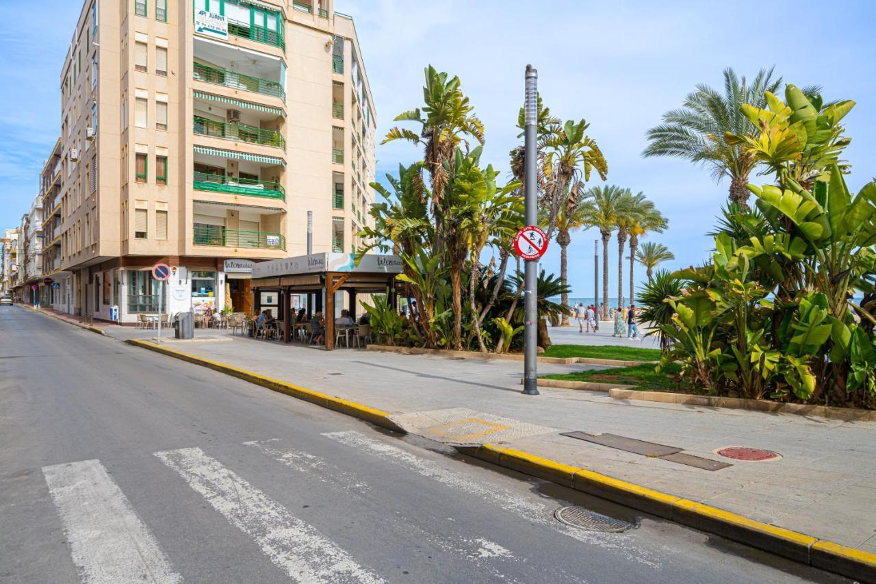 Casa Terra: Apartment 50 Meters From The Beach 托雷维耶哈 外观 照片